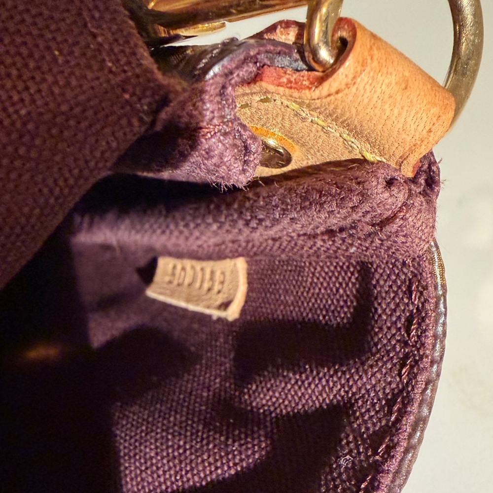 Authentic Louis Vuitton Monogram Favorite PM - Picture 2 of 16